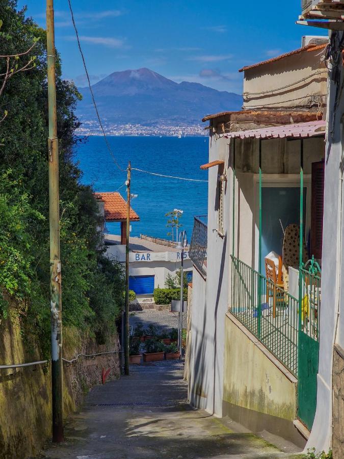 Апартаменти Vico Di Mare Віко-Екуенсе Екстер'єр фото